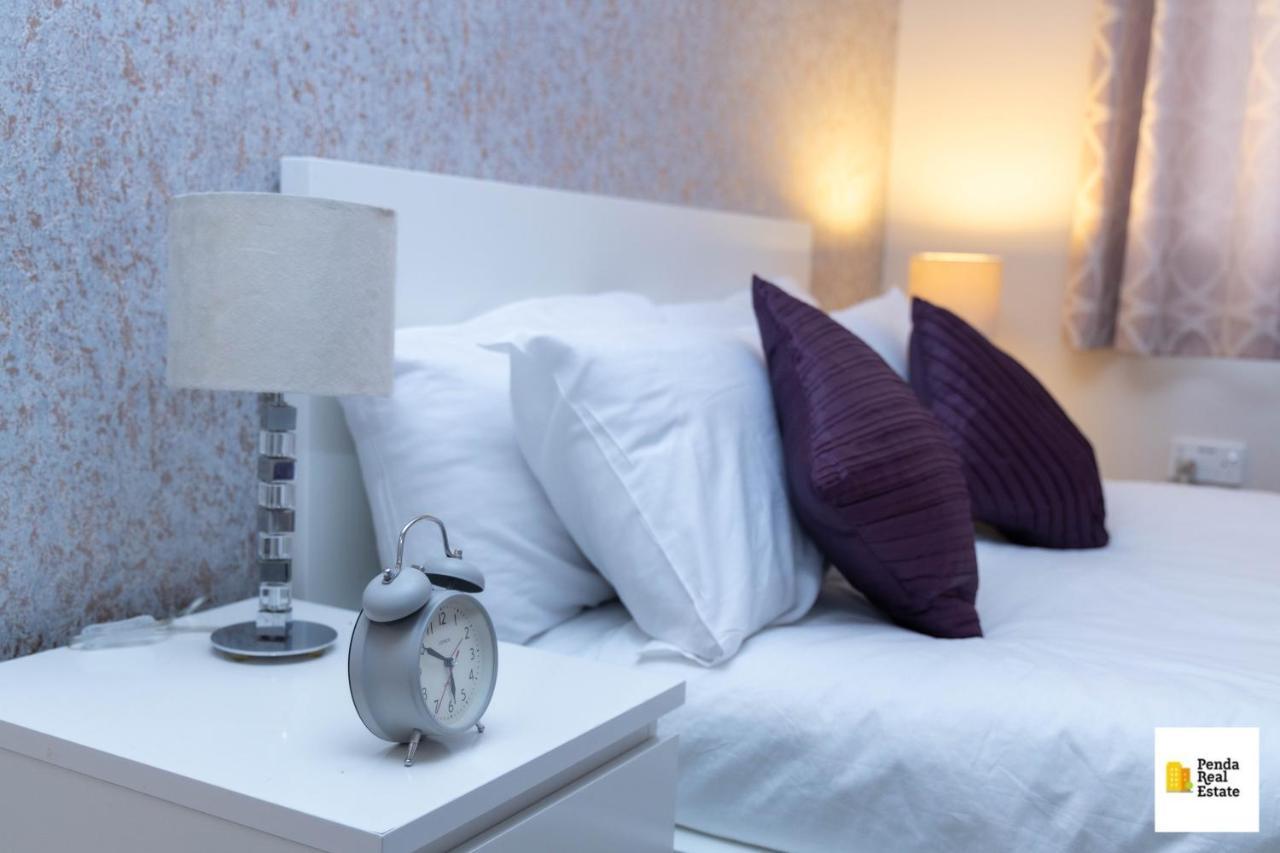 Penda Contractor And Leisure Guests Nottingham Villa Luaran gambar